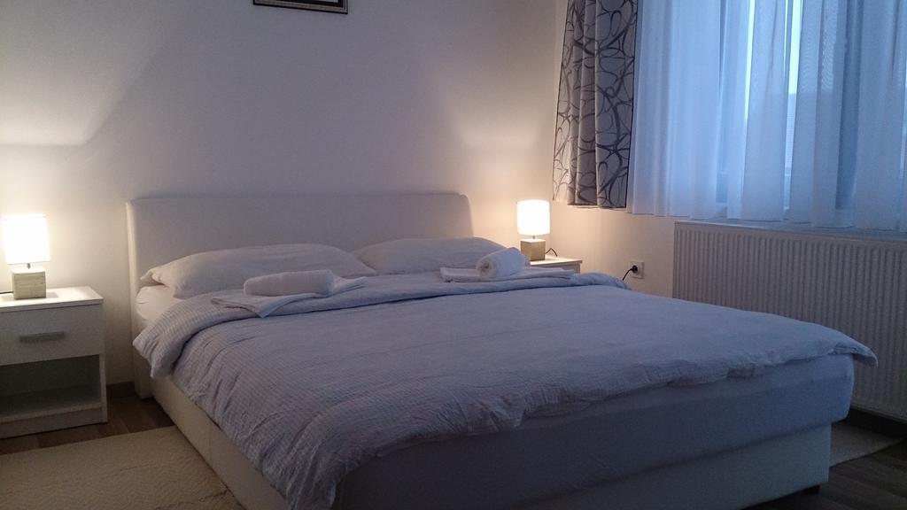 Apartman Marija Brajdic Rakovica Ngoại thất bức ảnh