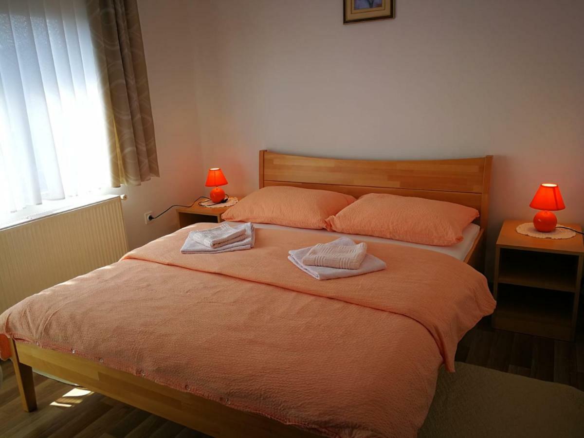 Apartman Marija Brajdic Rakovica Ngoại thất bức ảnh