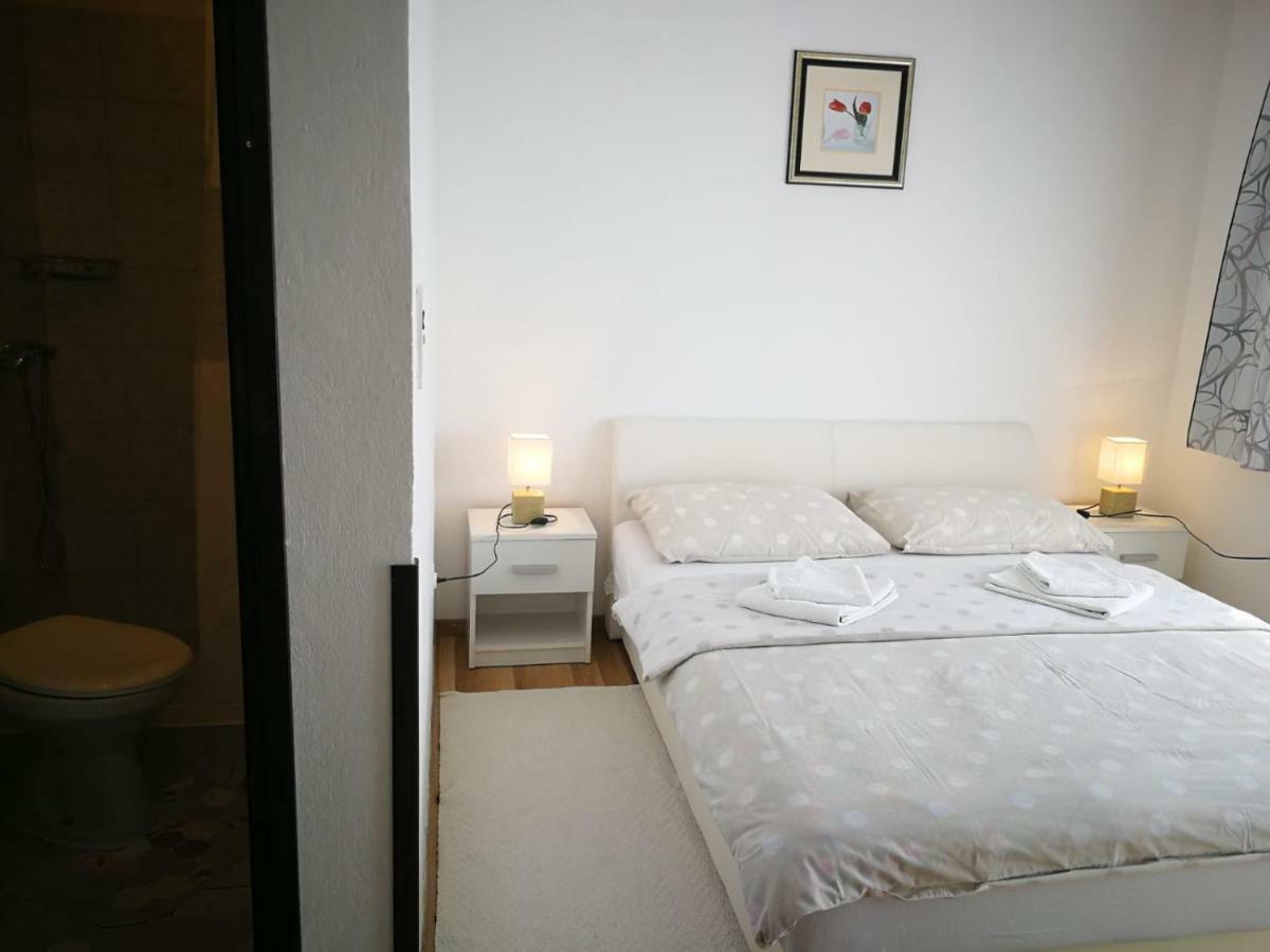 Apartman Marija Brajdic Rakovica Ngoại thất bức ảnh